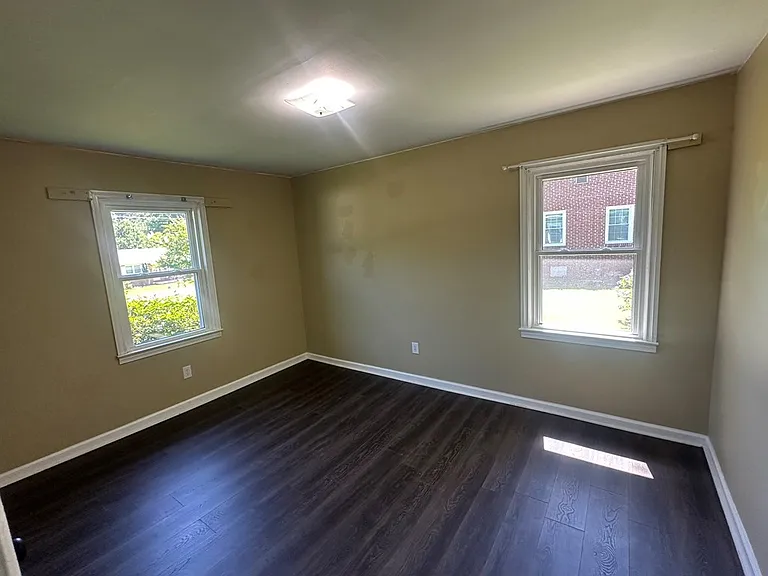 1116-1116 Cornelia Cir — Photo 12