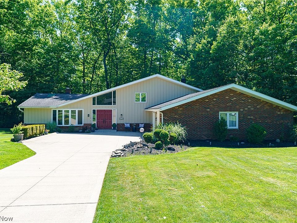 1st image of 9124 Meadow Ln
