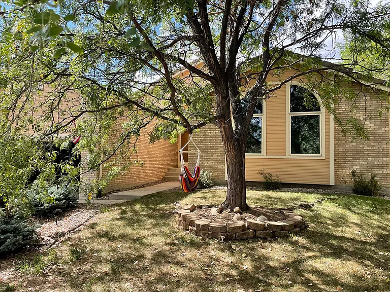 5045 Broadmoor Bluffs Dr — Photo 34
