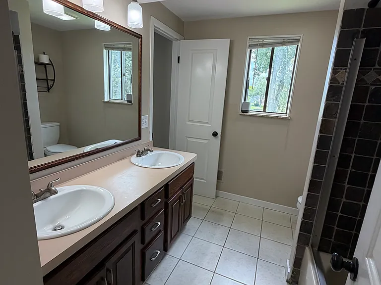 4544 Hillview Shrs — Photo 16