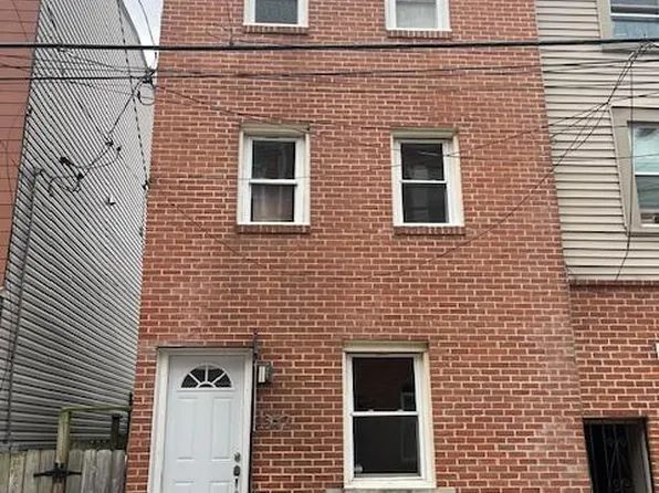 1342 E Hewson St, Philadelphia, PA 19125