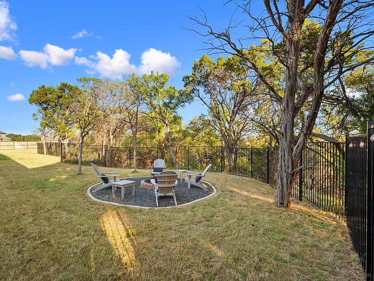 2345 Beebalm St — Photo 37