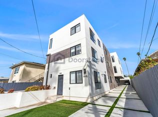 1543 W 37th Pl ROOM 1, Los Angeles, CA 90018