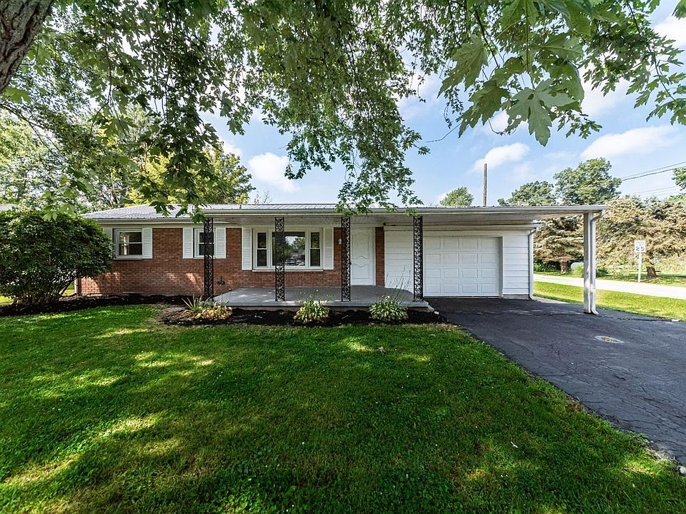 1st image of 7416 Willow Dr
