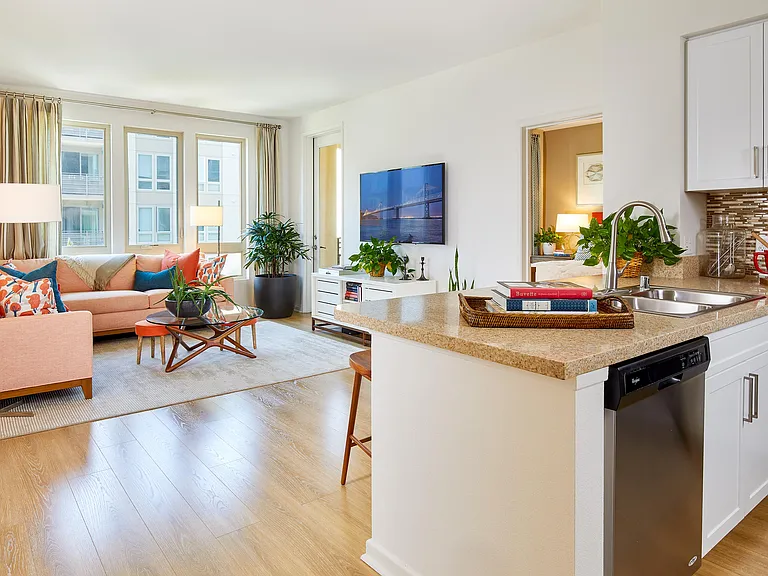 River View Apartment Homes — Photo 9