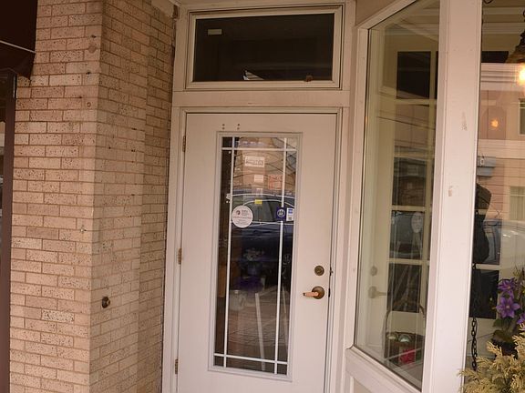 Main Entrance 816 6th Avenue