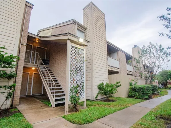 10211 Sugar Branch Dr APT 327, Houston, TX 77036
