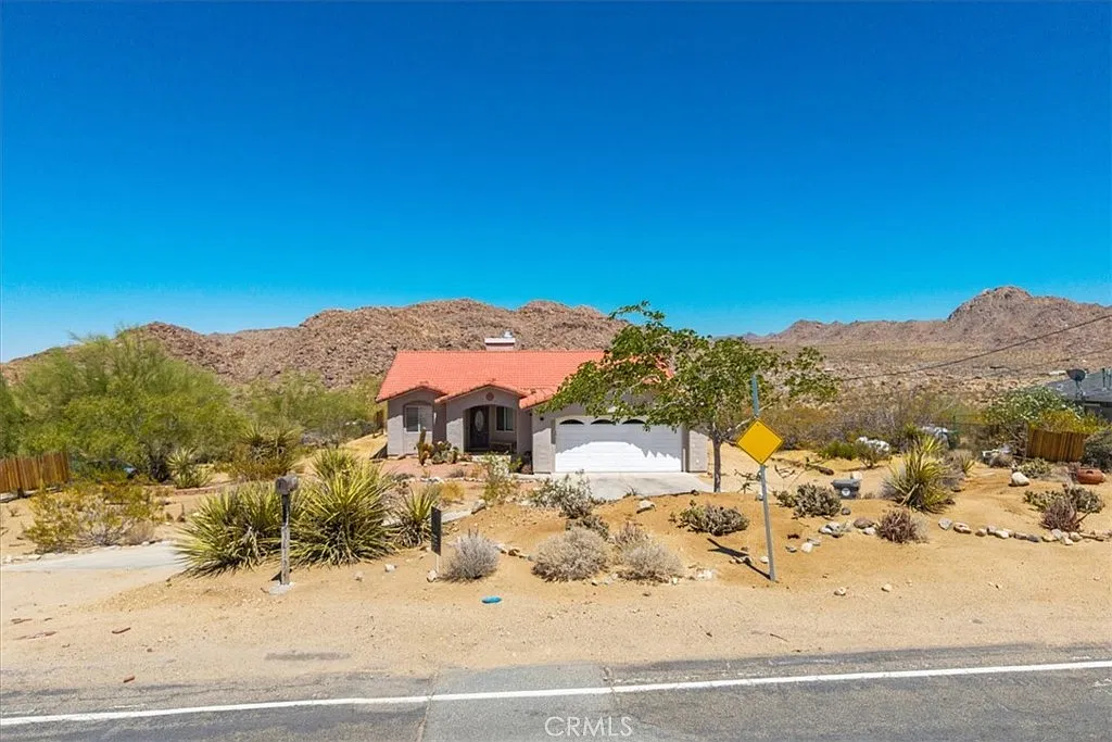 3 bed, 1656 sqft, $2,950 — Photo 3