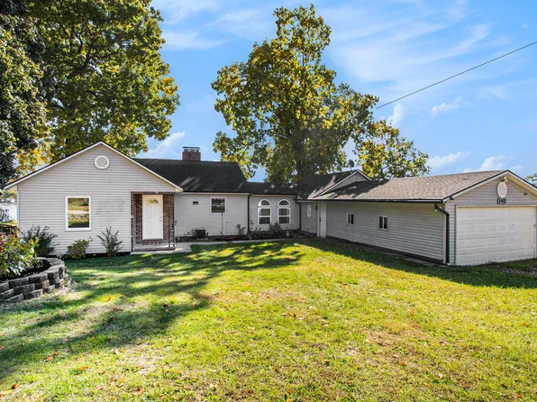 3411 W Shore Dr, Battle Creek, MI 49017