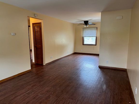 2nd image of 501 Roosevelt Rd APT C