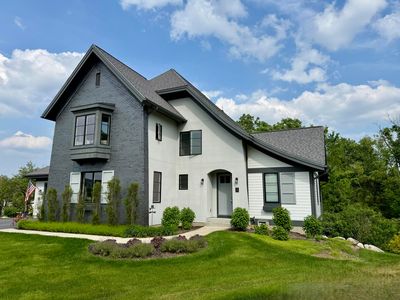 2062 Balsam Waters Ct NE, Grand Rapids, MI, 49525
