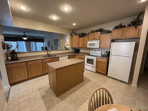 2nd image of 9304 Bridgecreek Dr