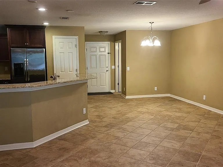 2914 Royal Tuscan Ln — Photo 14