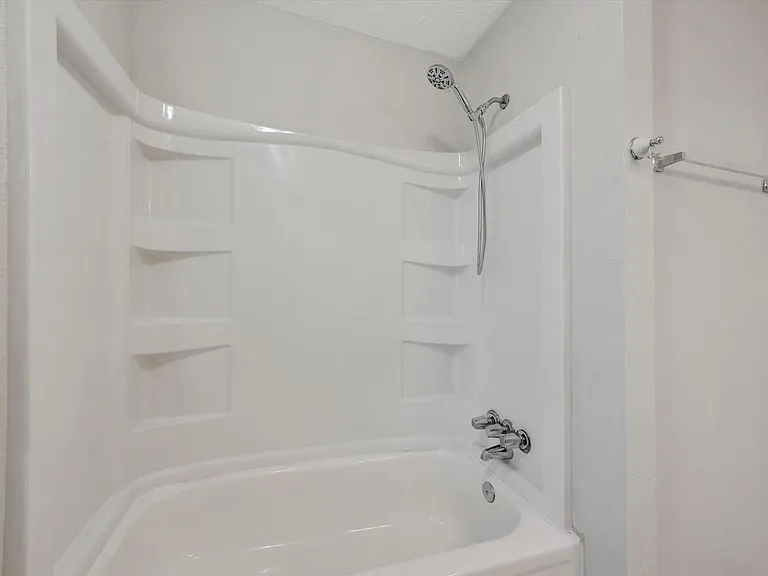 2505 Ironclad Dr — Photo 16