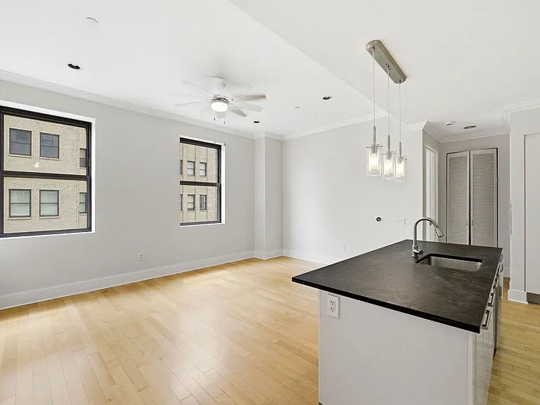 4 Beacon Way #1404 — Photo 9