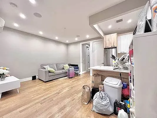 Rented by Doorway NYC, LLC | media 2