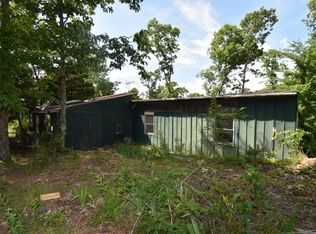 1607 Rolling Hills Rd, Lobelville, TN 37097