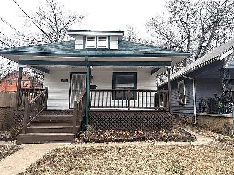 2 bed, 1100 sqft, $1,200 — Photo 4