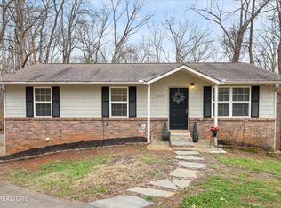 3353 Forest Heights Cir, Lenoir City, TN 37772