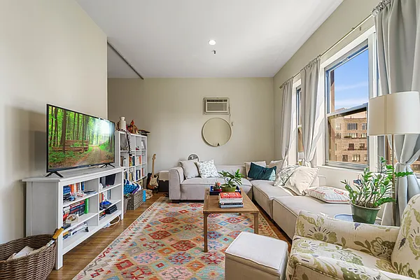 Rented by Corcoran | media 12