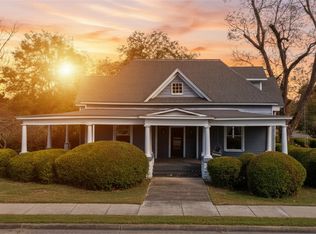 609 Geneva St, Opelika, AL 36801