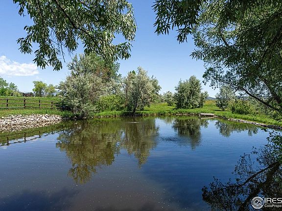 3rd image of 5575 Saint Vrain Rd
