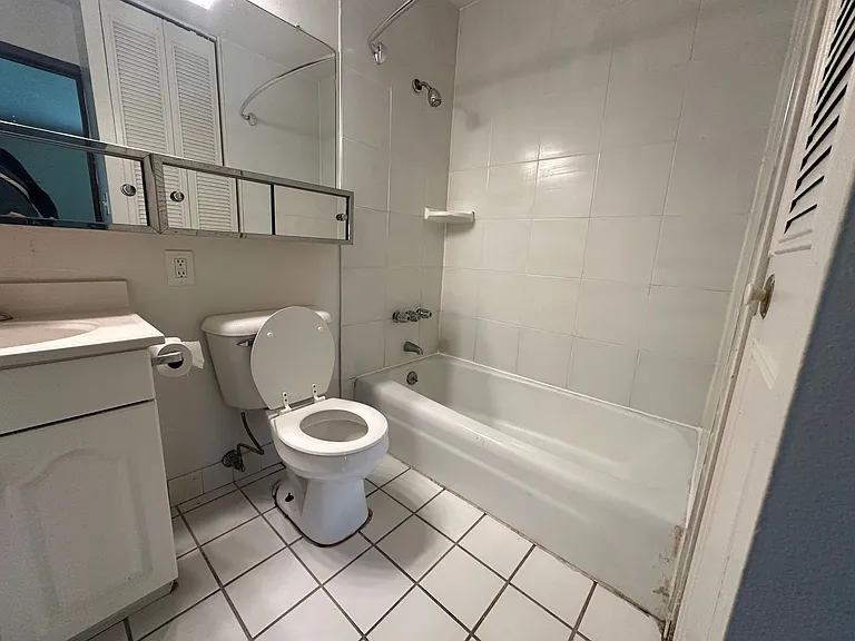 Ariel Place — Photo 21