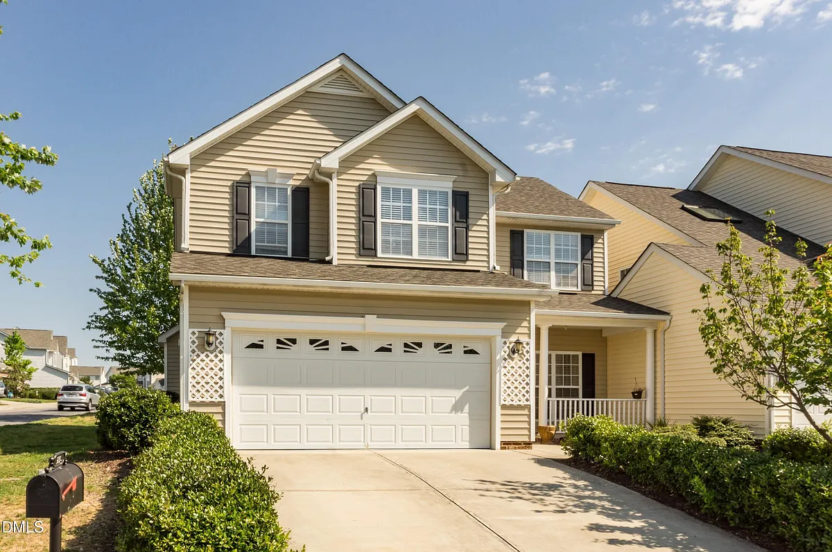 Building Photo - 301 Luke Meadow Ln