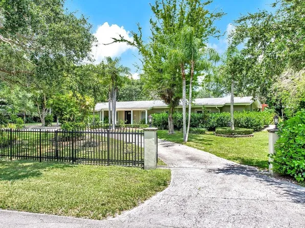 6551 SW 126th St, Pinecrest, FL 33156