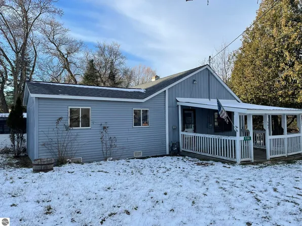 607 N Williams St, Rose City, MI 48654