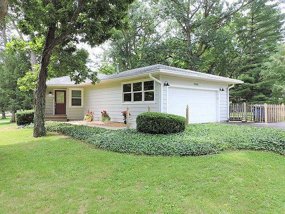2nd image of 11425 Edge Wood Dr