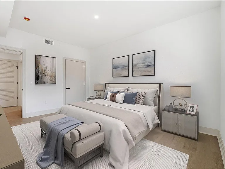 921 Madison St #204 — Photo 5