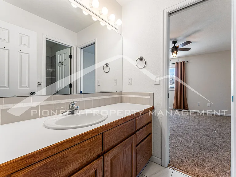 2295 Vineyard Pl — Photo 12