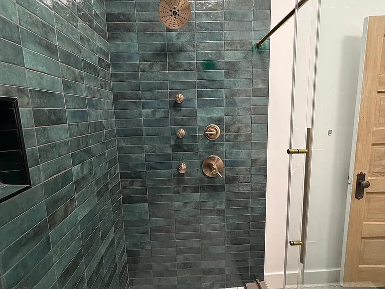 1122 E Westminster Ave — Photo 5