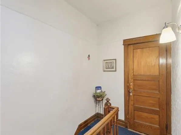 204 East 31st Street image 11 of 28