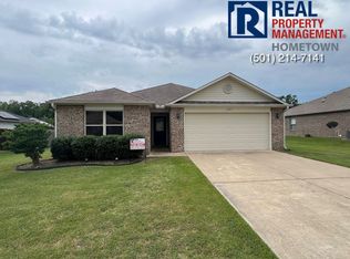 1105 Crossing Loop, Bryant, AR 72022