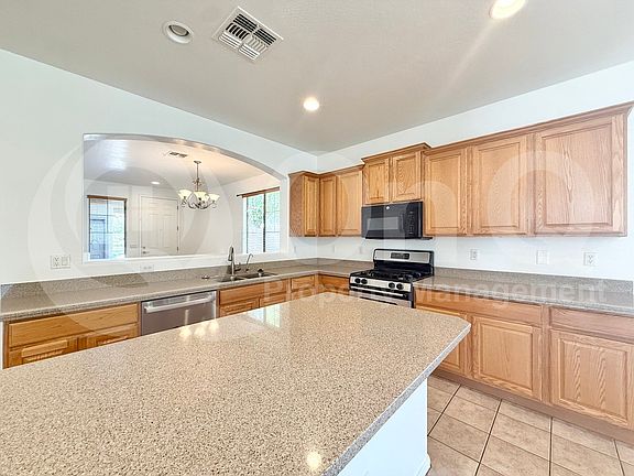 5th image of 2135 E Grand Canyon Dr
