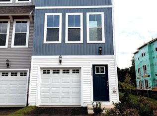8889 Queensferry Rd, Manassas, VA 20112