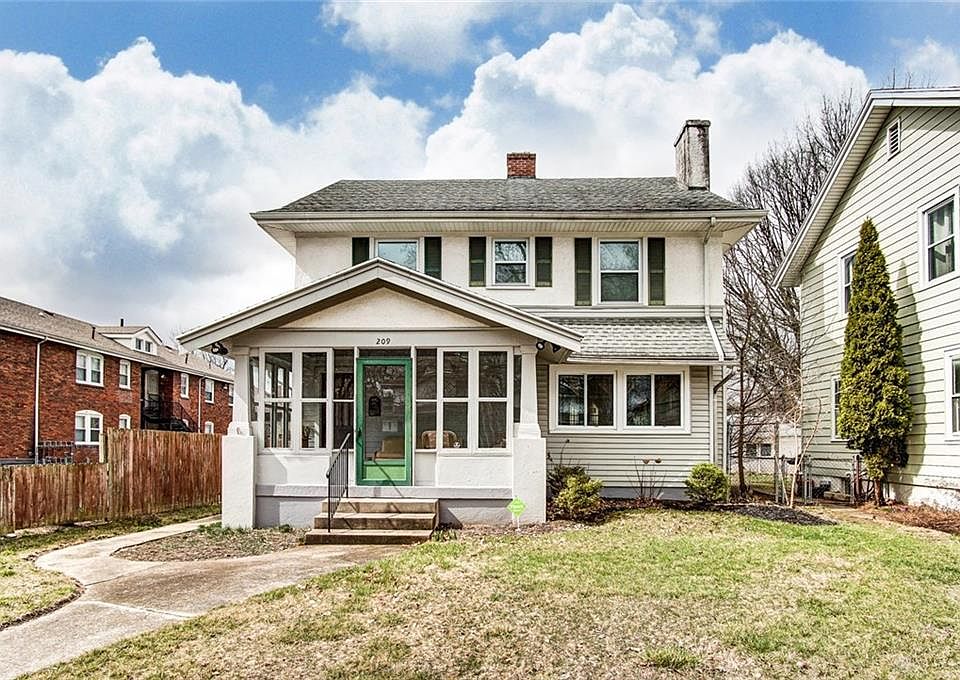 1st image of 209 Wroe Ave