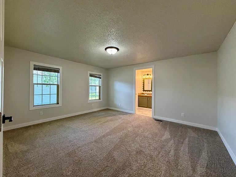 Unit Photo