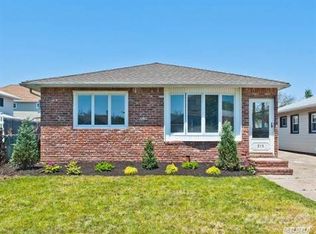 315 Harrison St, Long Beach, NY 11561
