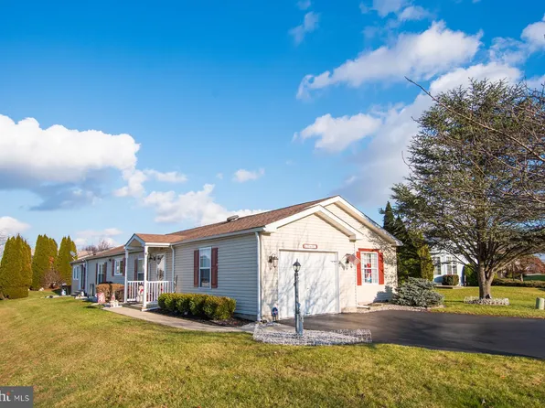 1102 Harvest Ln, North Wales, PA 19454