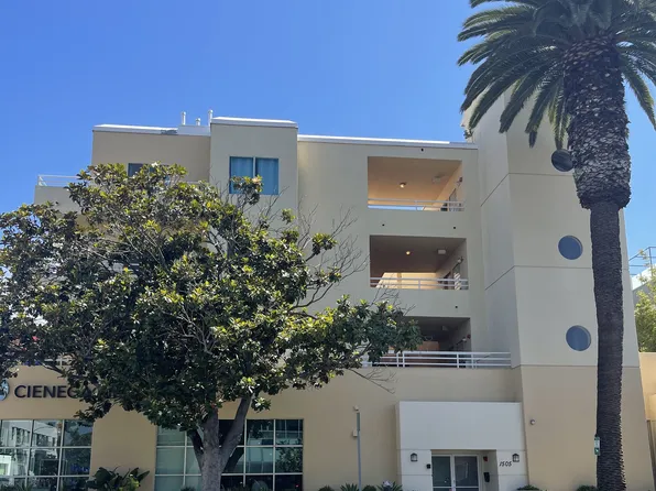 1505 9th St APT 303, Santa Monica, CA 90401