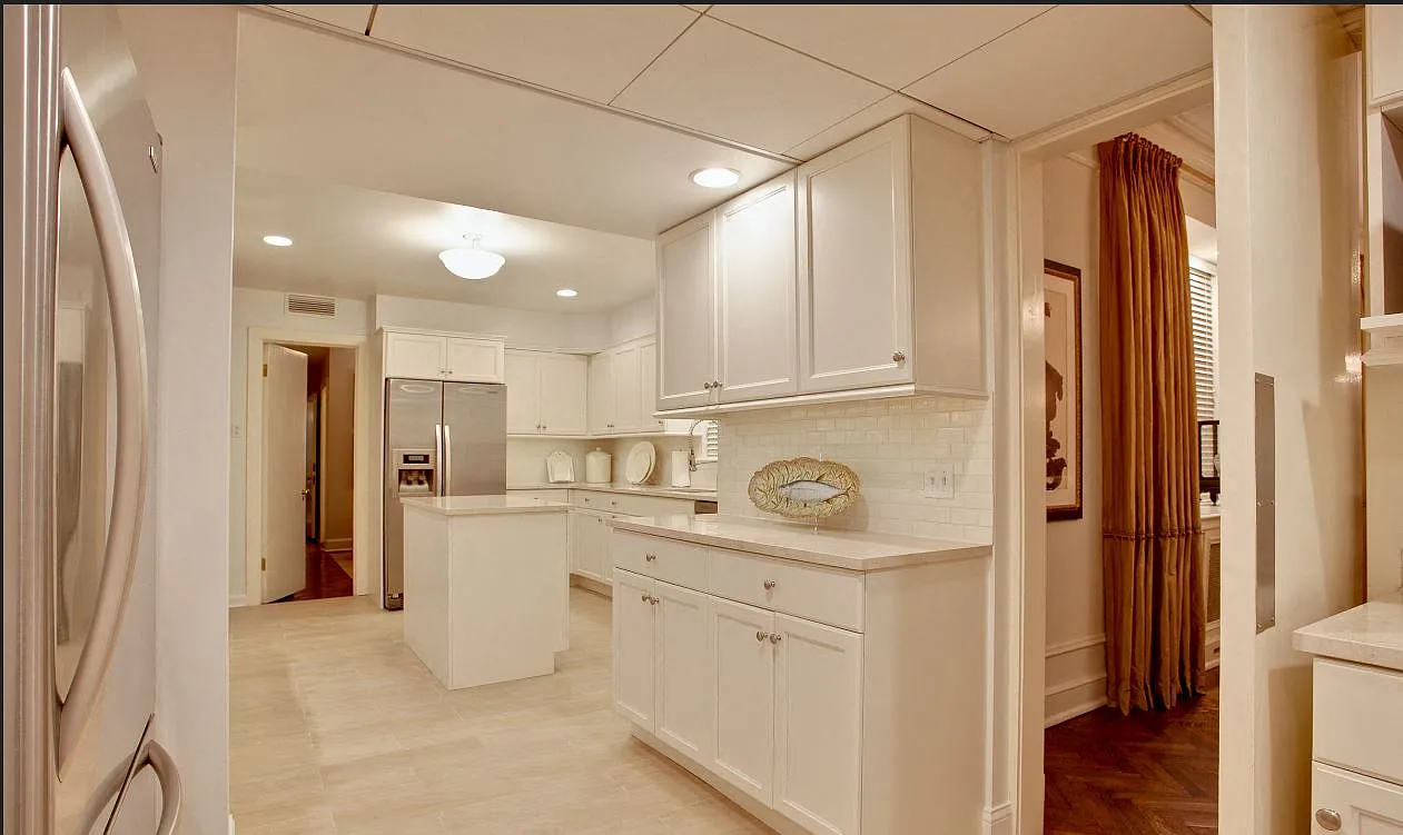 1420 N. LAKE SHORE DRIVE — Photo 4
