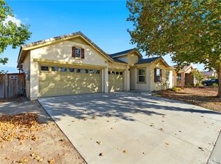 741 Amor Dr, San Jacinto, CA 92582