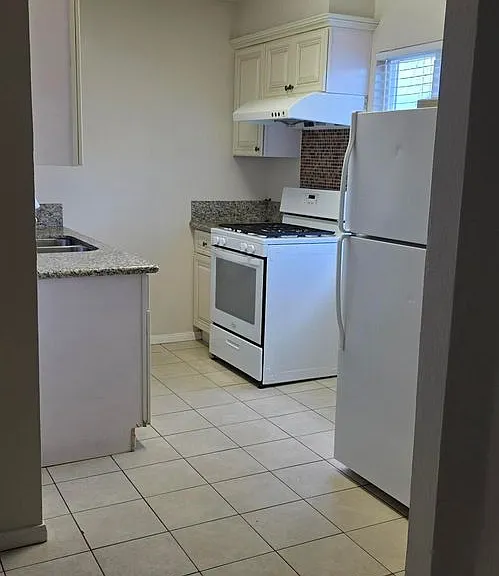 8605 Cypress Ave #4 — Photo 13