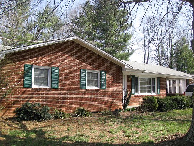 1st image of 488 Susan Dr