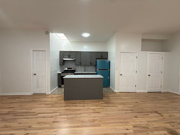 2nd image of 262 Rochester Ave #2