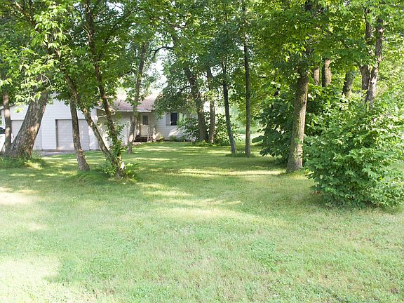 4th image of 18116 Captive Lake Rd