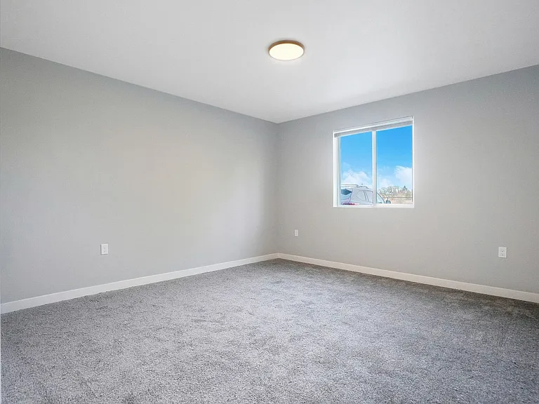 354 S 8th St #13 — Photo 27